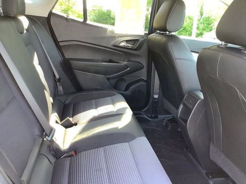 Used 2024 Chevrolet Trax LT w/ Driver Confidence Package FWD image 25