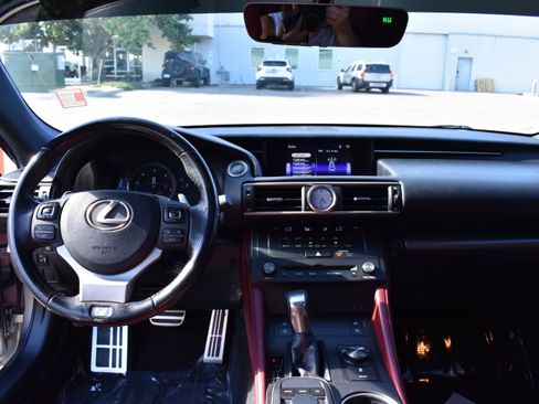 Used 2017 Lexus RC 200t F Sport image 30