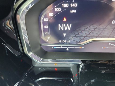 Certified 2025 GMC Sierra 2500 SLT w/ SLT Premium Package image 24