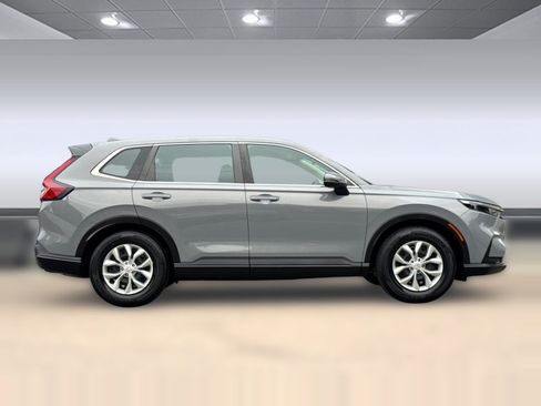 Used 2024 Honda CR-V LX image 8
