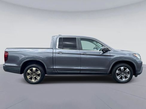 Certified 2017 Honda Ridgeline RTL-T image 2