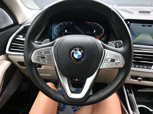 Used 2019 BMW X7 xDrive40i w/ Premium Package AWD/4WD image 21