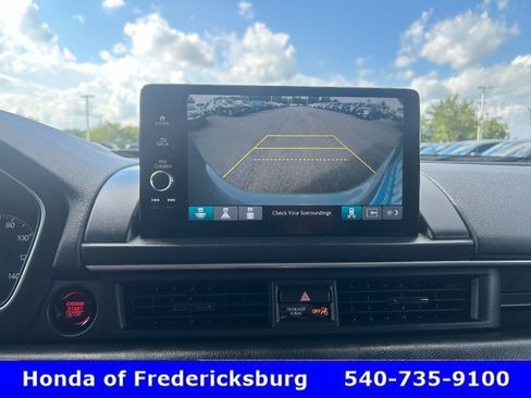 Used 2024 Honda Pilot Touring image 27