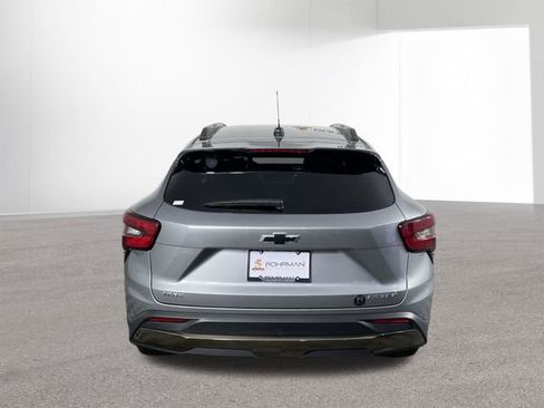 Used 2025 Chevrolet Trax ACTIV w/ Sunroof Package image 15