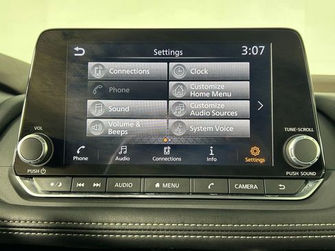 Used 2023 Nissan Rogue S AWD/4WD image 17