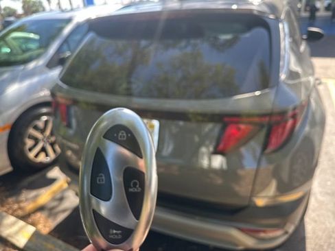 Used 2025 Hyundai Tucson SEL FWD image 19