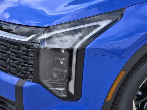 New 2026 Kia Sportage EX FWD image 5