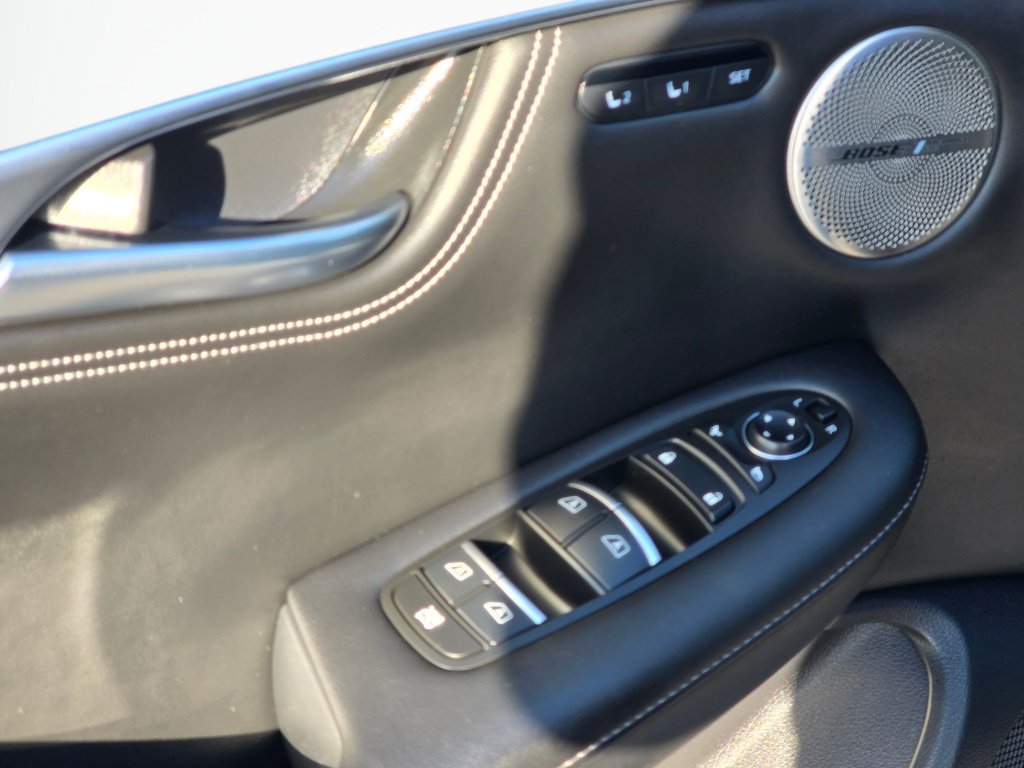 Used 2023 INFINITI QX55 Sensory w/ Lighting Package AWD/4WD image 35
