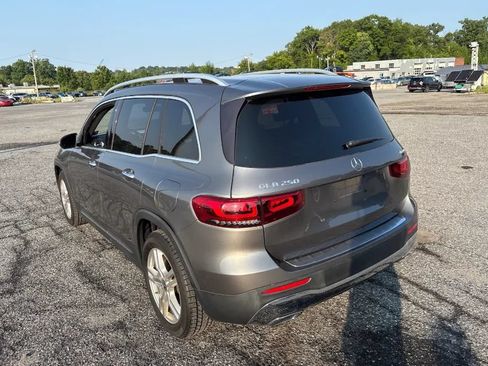 Used 2020 Mercedes-Benz GLB 250 4MATIC image 2