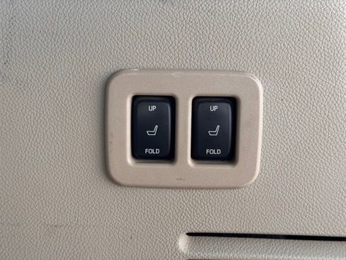 Used 2015 Lincoln Navigator L 4WD image 35