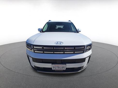 Used 2025 Hyundai Santa Fe SEL image 4