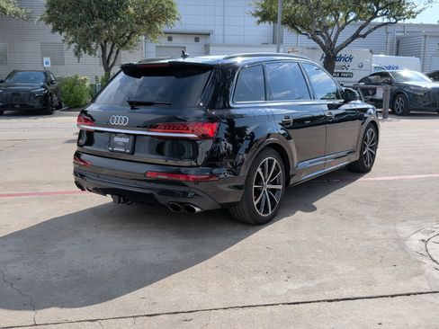 Used 2021 Audi SQ7 Prestige AWD/4WD image 10