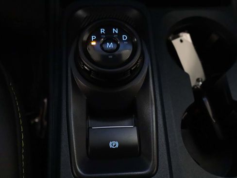 Certified 2025 Ford Maverick Lobo AWD/4WD image 9