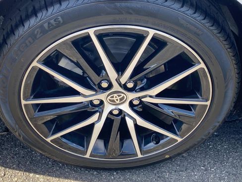 Used 2023 Toyota Camry SE image 20