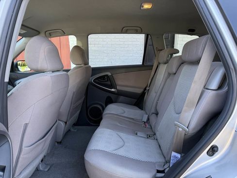 Used 2006 Toyota RAV4 2WD image 11
