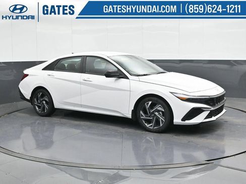 New 2025 Hyundai Elantra Sport FWD image 1
