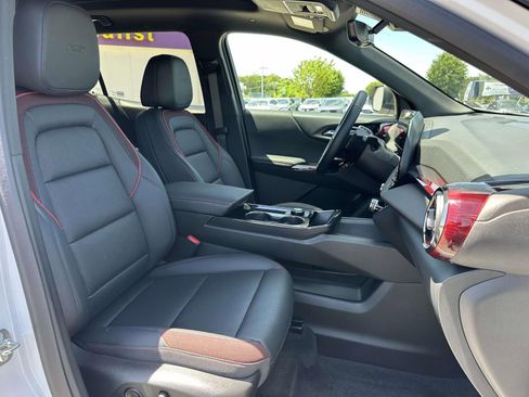 Used 2025 Chevrolet Equinox RS w/ Safety and Technology Package AWD/4WD image 10