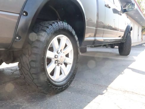 Used 2014 RAM 3500 Laramie Longhorn w/ Convenience Group AWD/4WD image 11