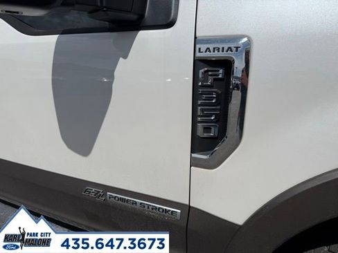 Used 2019 Ford F350 Lariat w/ Lariat Value Package AWD/4WD image 11