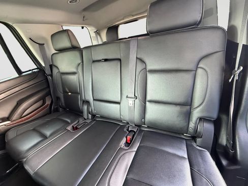 Used 2017 GMC Yukon SLT AWD/4WD image 15