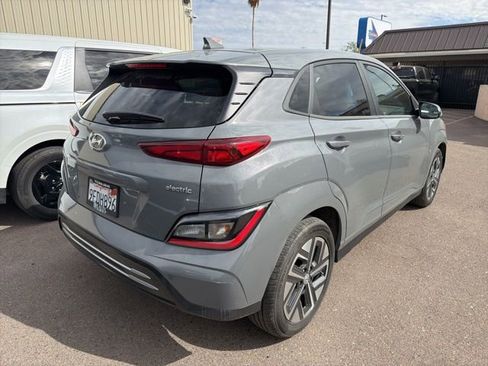 Used 2023 Hyundai Kona SE w/ Cargo Package image 3