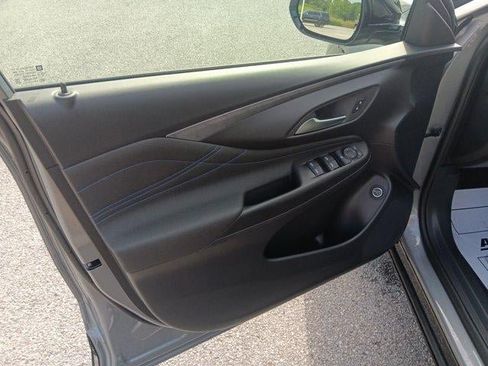 New 2026 Buick Envista Sport Touring w/ Convenience I Package FWD image 8