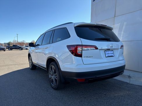 Used 2022 Honda Pilot Sport image 7