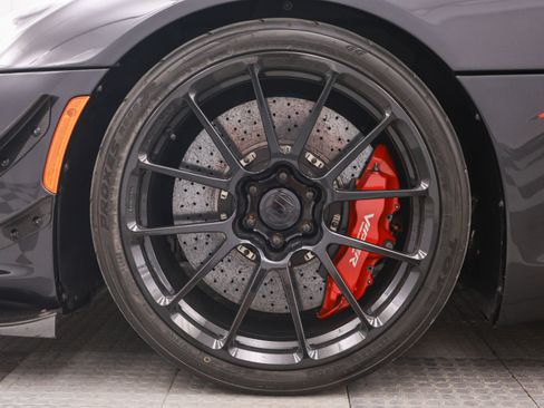 Used 2017 Dodge Viper ACR w/ Extreme Aero Package RWD image 30