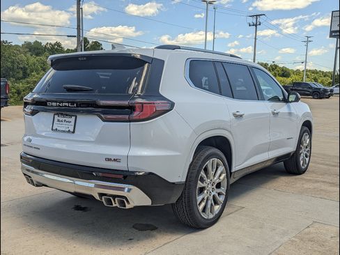 New 2026 GMC Acadia Denali w/ Super Cruise Package AWD/4WD image 7