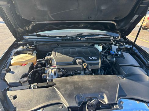 Used 2010 Buick Lucerne CXL w/ Driver Confidence Package image 11