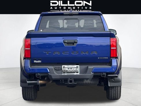 Used 2025 Toyota Tacoma TRD Off-Road w/ TRD Off Road Premium Package AWD/4WD image 5
