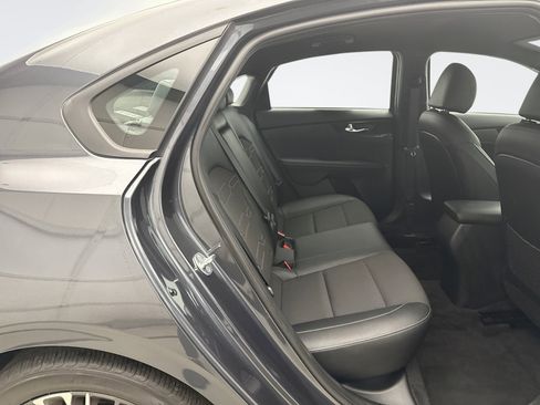 Used 2023 Kia Forte GT-Line FWD image 18