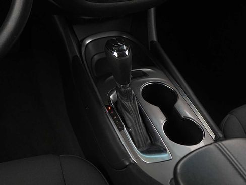 Used 2018 Chevrolet Malibu LT w/ LPO, Convenience Package 2 FWD image 21