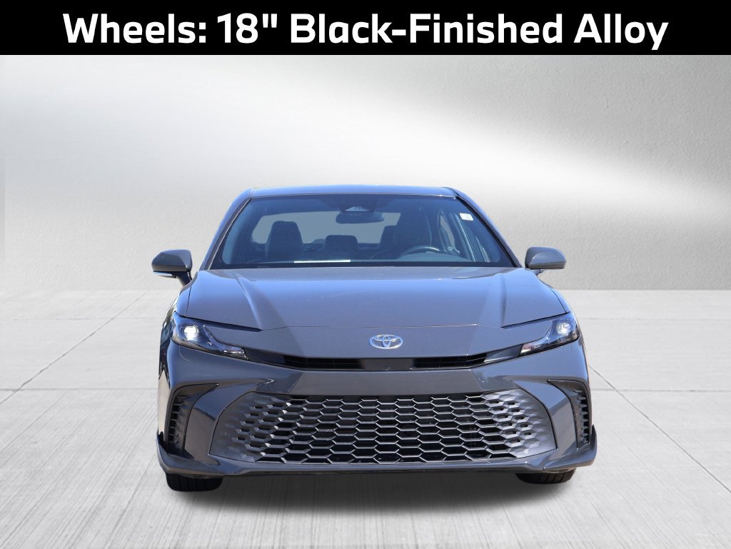 Used 2025 Toyota Camry SE FWD image 15