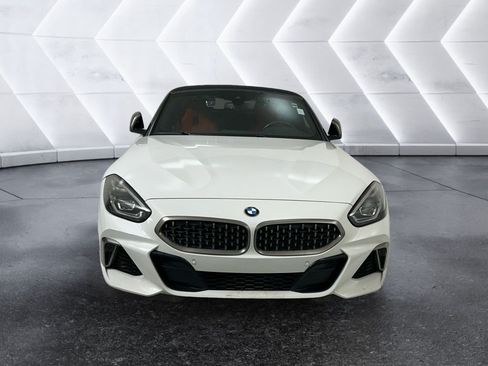 Used 2020 BMW Z4 M40i w/ Executive Package RWD image 2