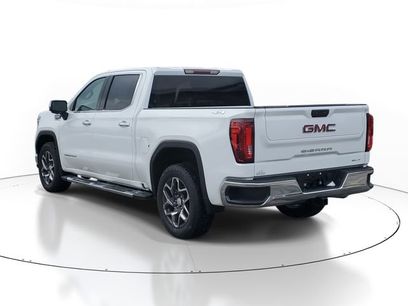New 2026 GMC Sierra 1500 SLT w/ SLT Premium Package