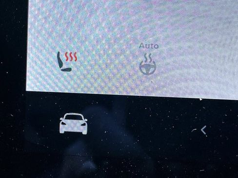 Used 2021 Tesla Model Y Long Range image 25