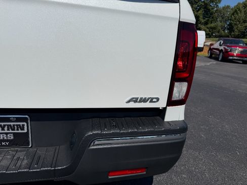 Used 2020 Honda Ridgeline RTL image 10