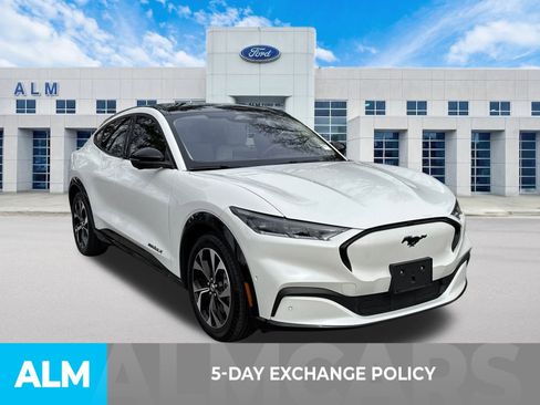 Used 2023 Ford Mustang Mach-E Premium image 4
