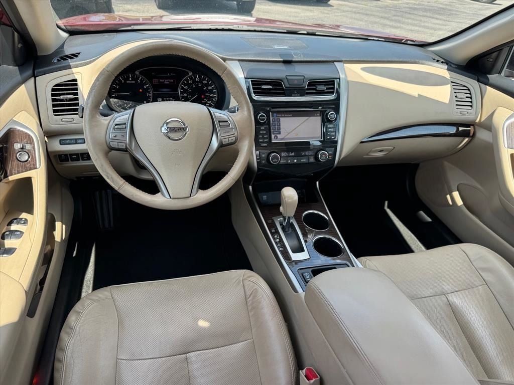 Used 2015 Nissan Altima 2.5 SL w/ Technology Package FWD image 15