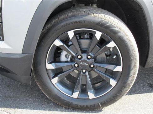 New 2026 Chevrolet Equinox RS w/ Convenience Package III image 7