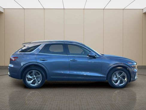 Certified 2026 Genesis GV70 2.5T Select image 6