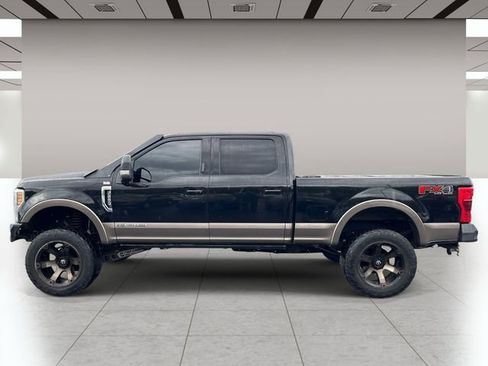 Used 2019 Ford F250 Lariat w/ Lariat Ultimate Package AWD/4WD image 8