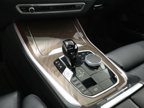 Used 2022 BMW X5 xDrive40i w/ Premium Package AWD/4WD image 22