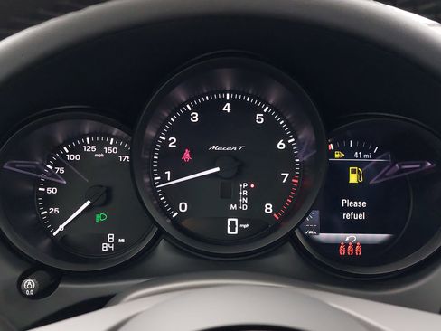 New 2026 Porsche Macan Turbo image 21