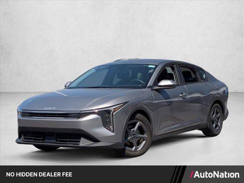 Used 2025 Kia K4 FWD image 1