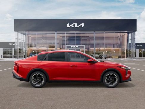 New 2026 Kia K4 EX image 7