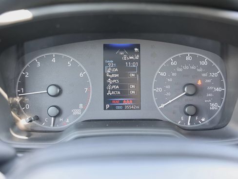 Used 2023 Toyota Corolla LE w/ LE Convenience Package FWD image 38