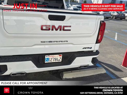Used 2020 GMC Sierra 1500 AT4 w/ AT4 Premium Package AWD/4WD image 4
