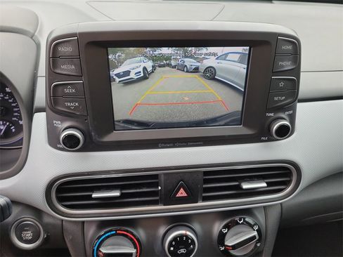 Used 2018 Hyundai Kona SEL image 27